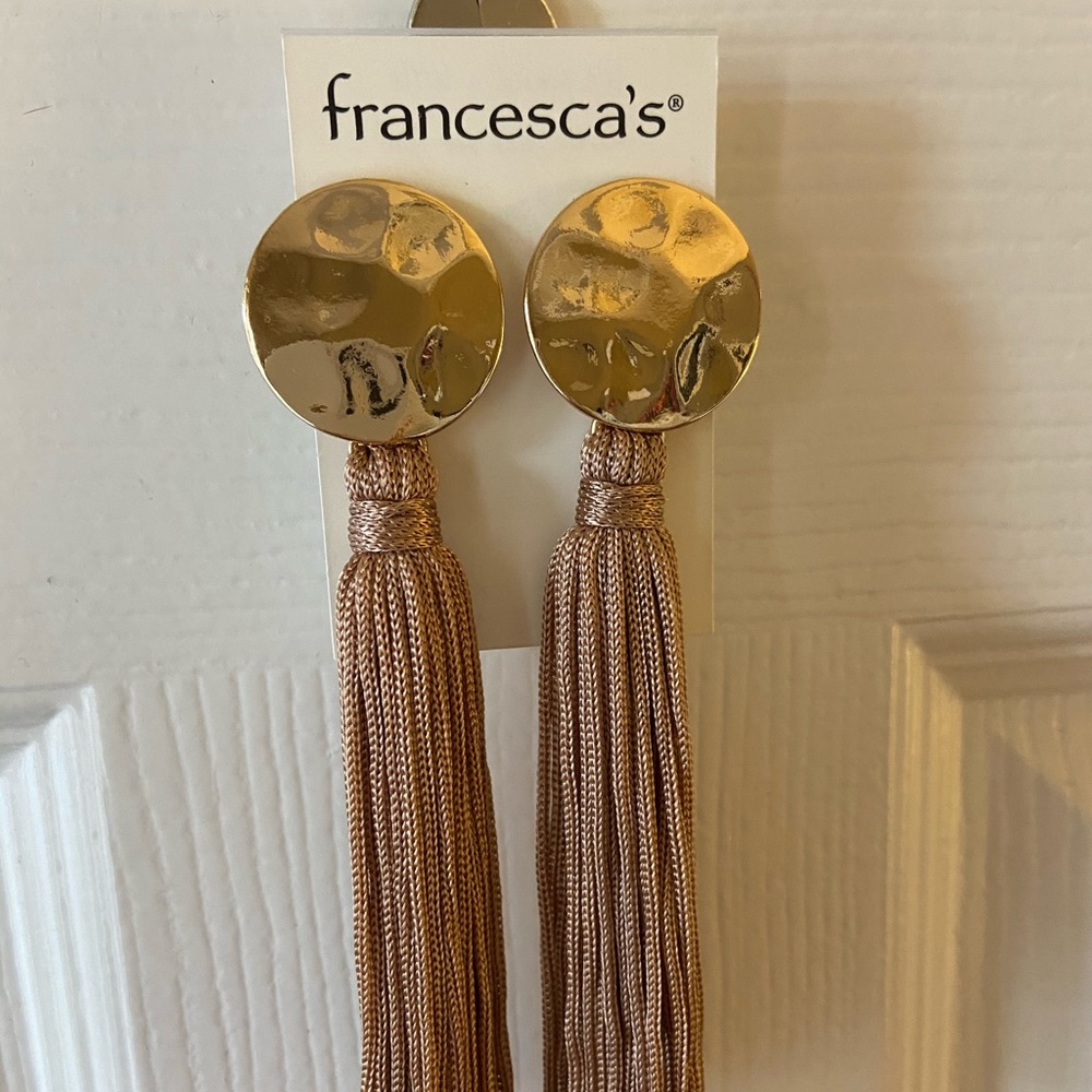 NWT Francesca’s Gold/Rose Gold Dangle Earrings